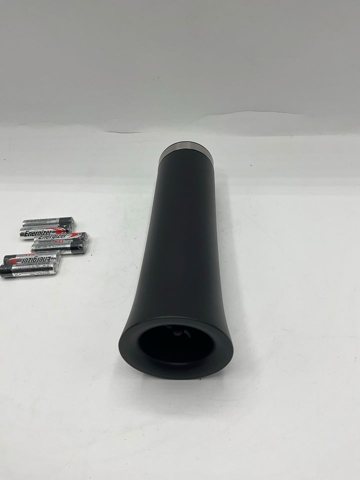 AdHoc Pfeffer- oder Salz Kippmühle schwarz