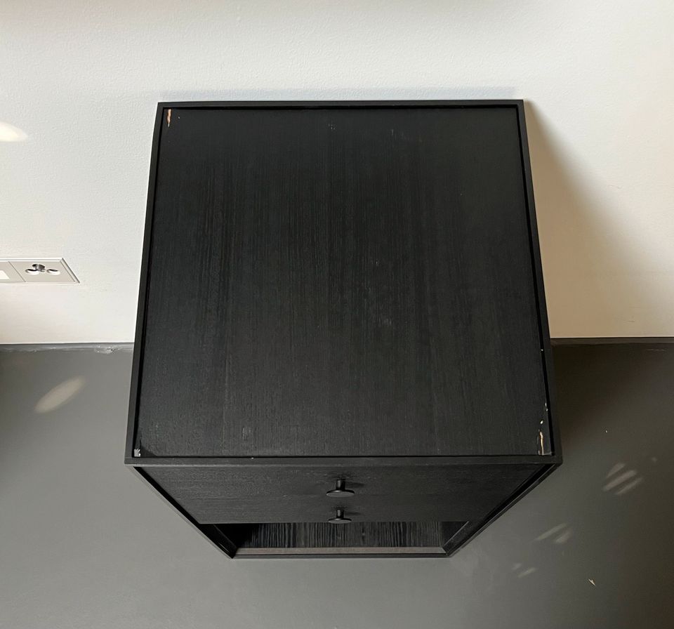 Audo - By lassen - Frame 70 mit 2 Schubladen + 1 Boden black ash