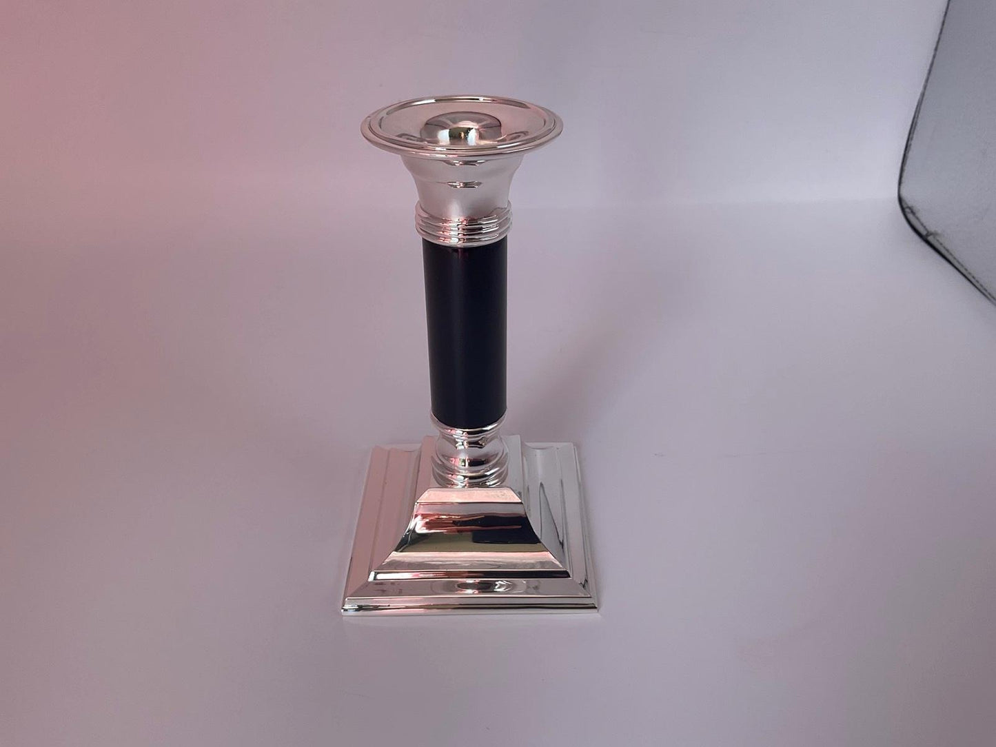 Edzard Kerzenleuchter Lincoln mit schwarzem Schaft H 15 cm