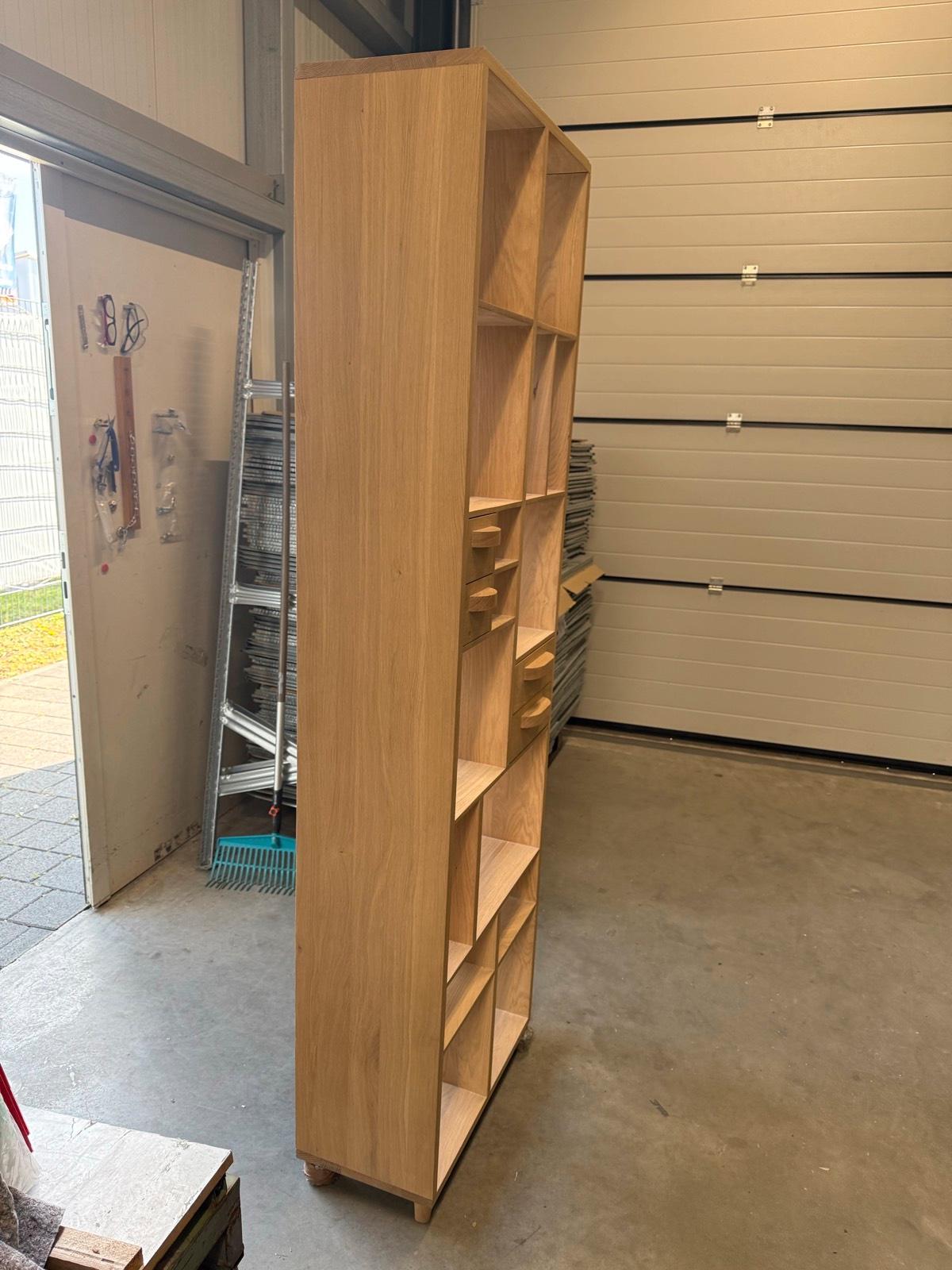 Ethnicraft Pirouette Bücherregal Eiche