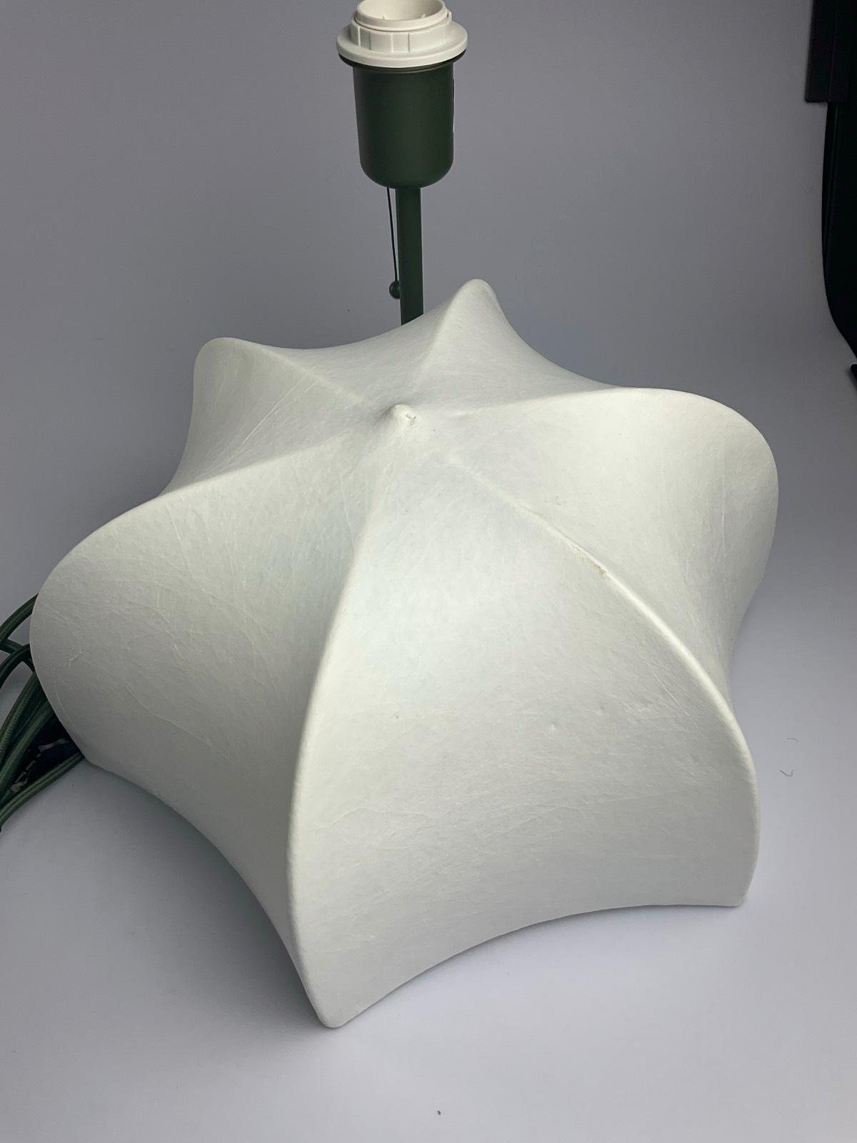 Ferm Living Poem Table Lamp white/gras green