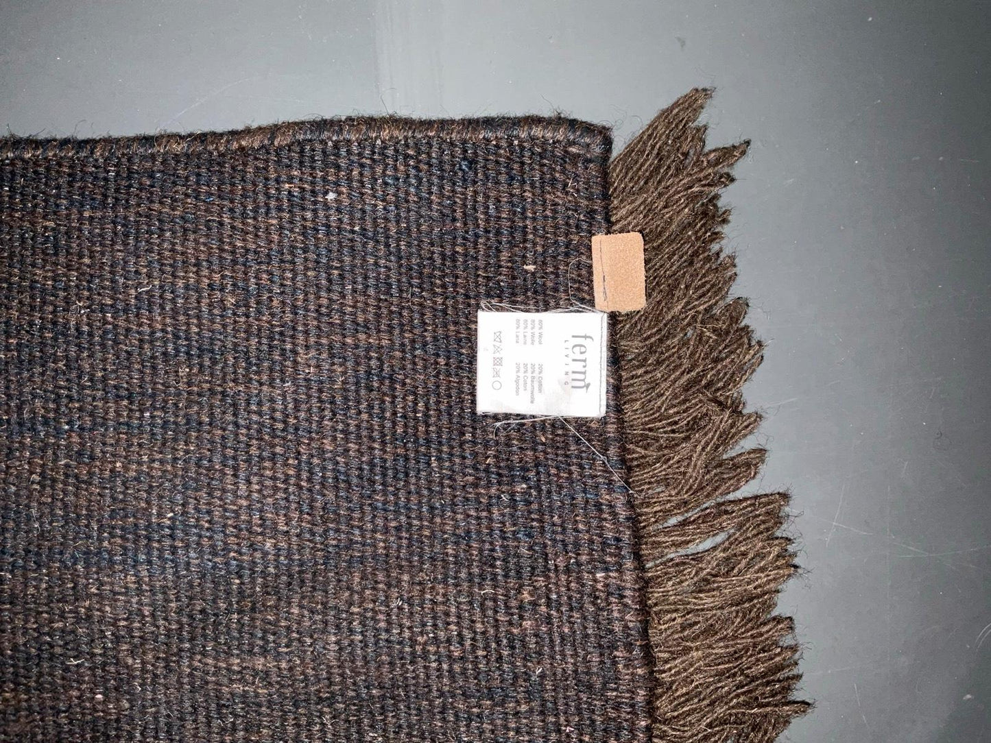 Ferm living Teppich vermutlich HEM ca. 200 cm x 300 cm dunkelbrau