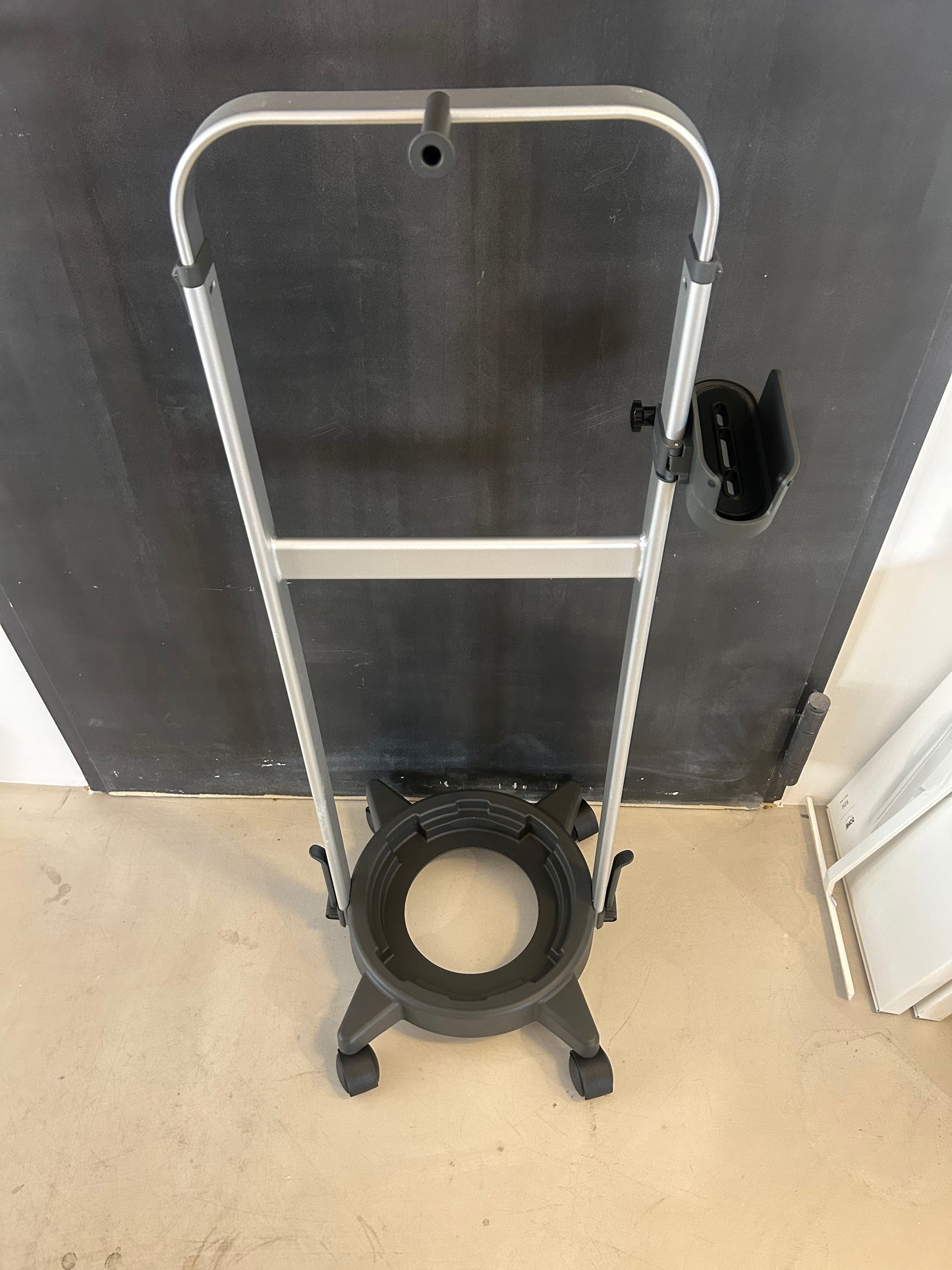 Laurastar Carts Izzi B-Ware
