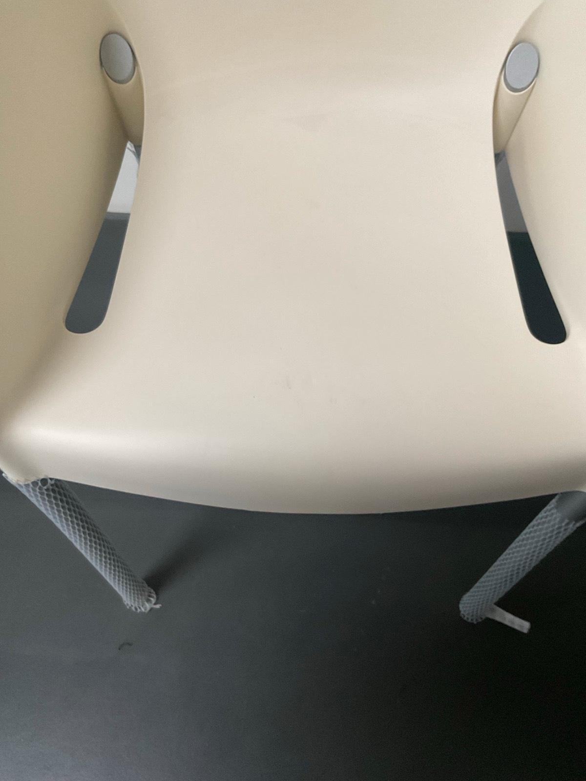 Kartell Stuhl Dr. No weiß