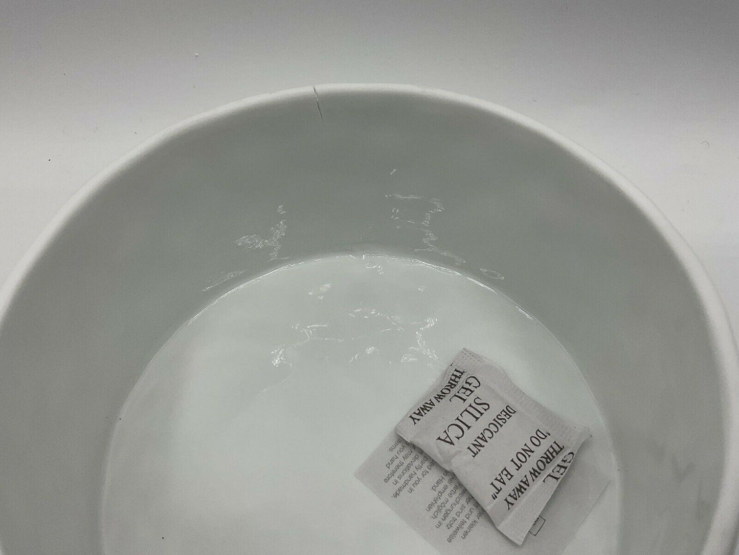 Räder Schale Raumpoesie