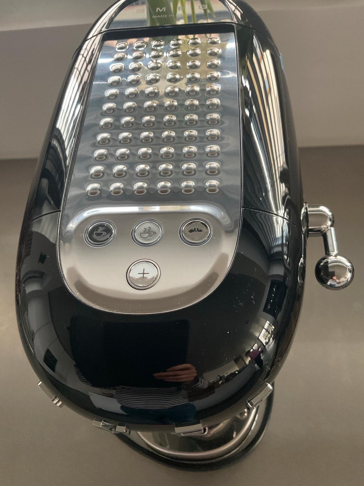SMEG Espressomaschine schwarz