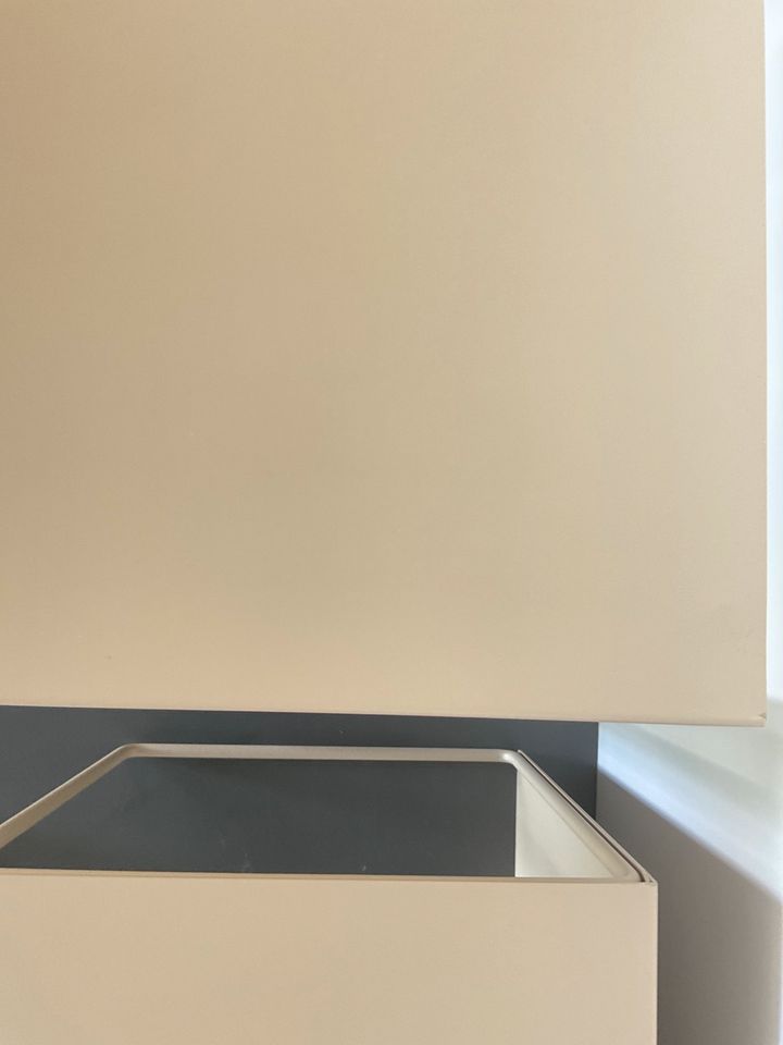 Ferm living Cluster table Farbe cashmere