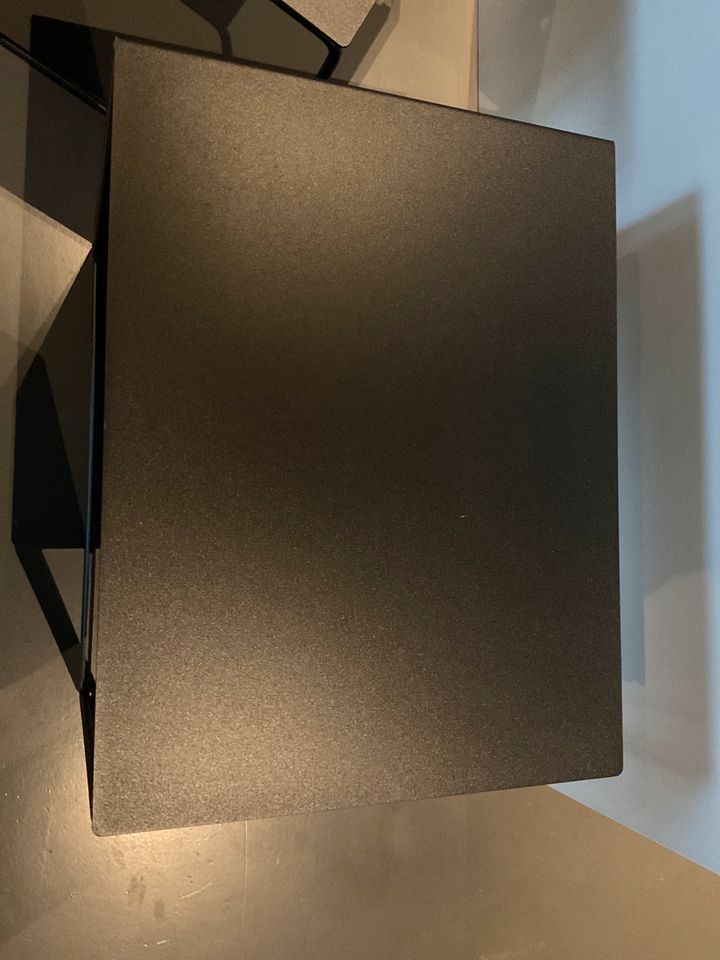 Ferm Living Cluster Tabels schwarz