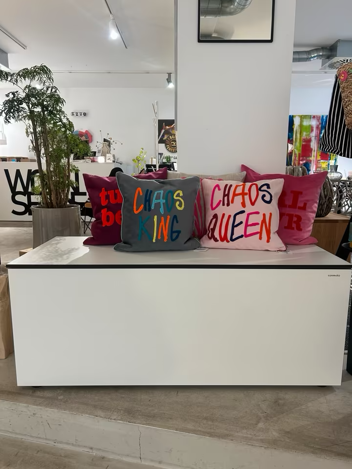 Conmoto El Pecho Kissentruhe M weiß B-Ware