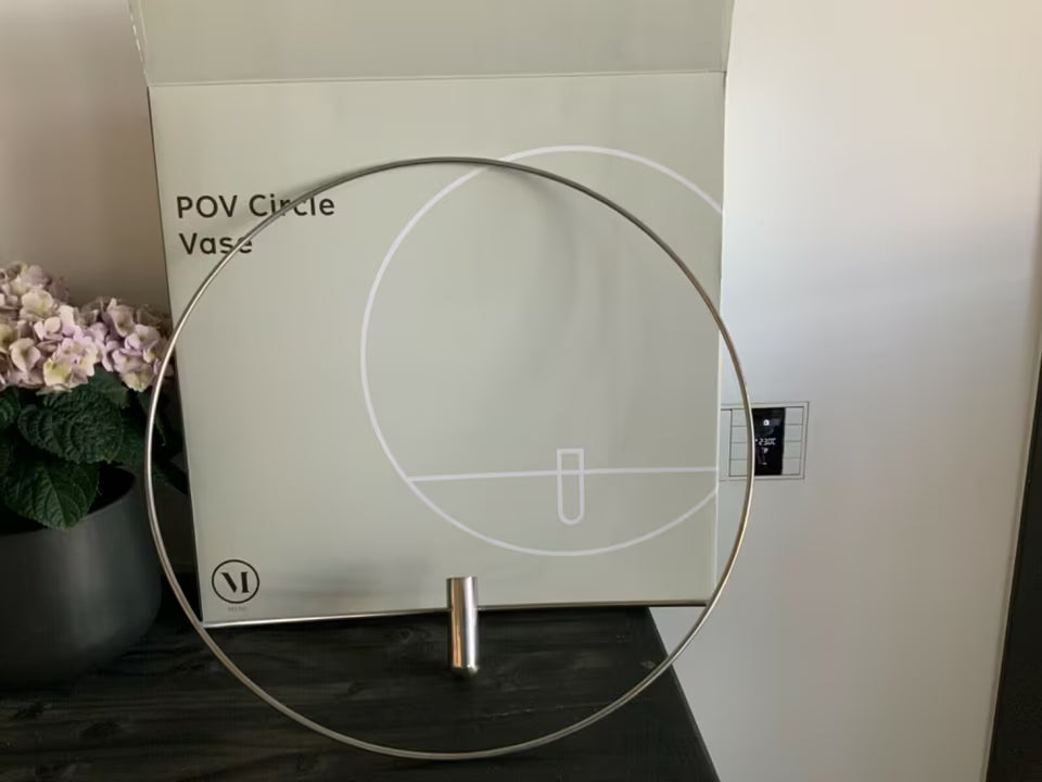 Audo (Menu) POV Circle Vase