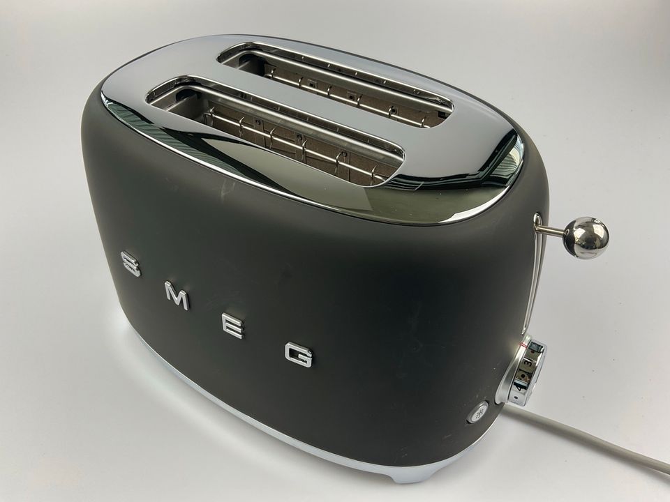 SMEG Toaster schwarz matt 2 Schlitz