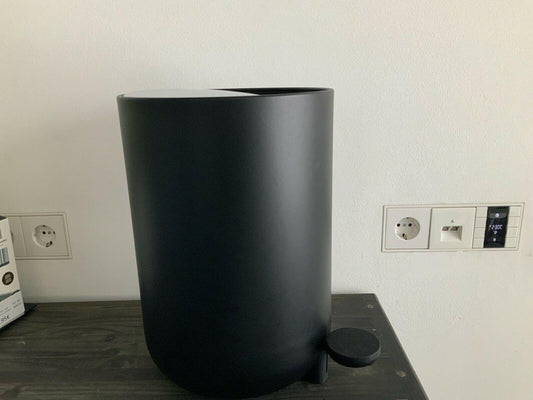 Audo (ehem. Menu)Pedal Bin schwarz 7 Liter.