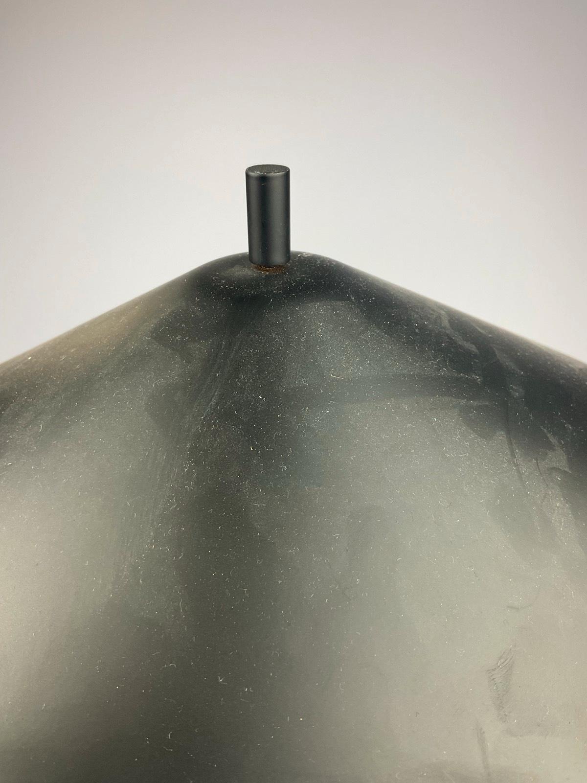 Ferm Living Filo Tischleuchte schwarz