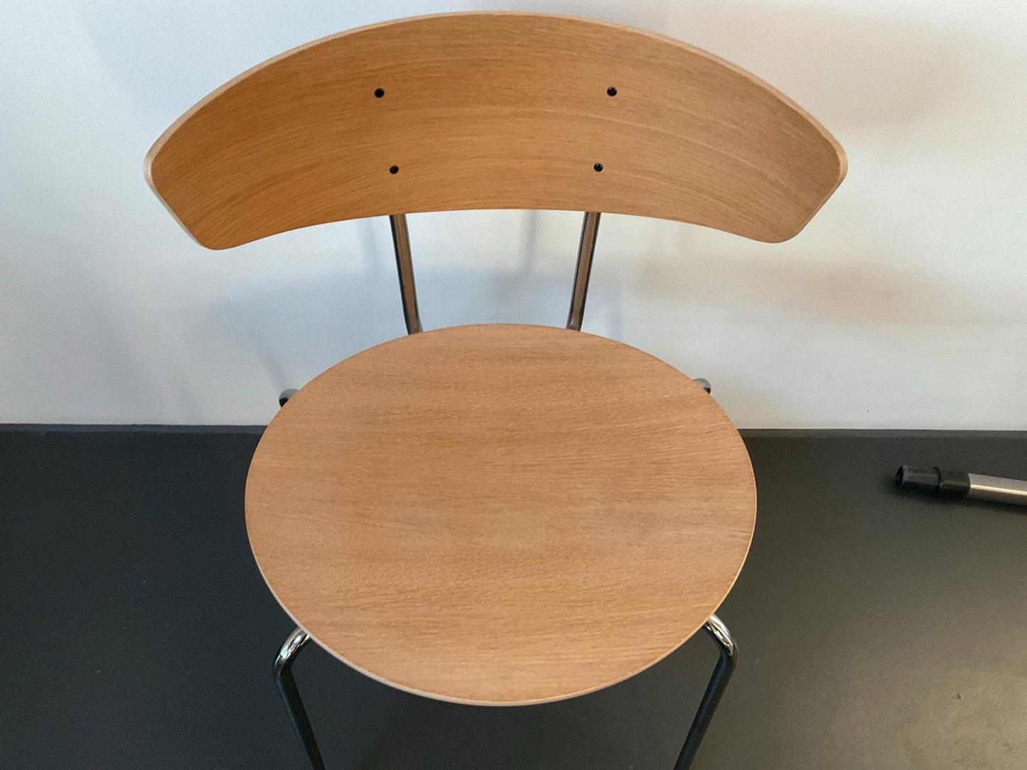 Ferm living Stuhl mit Chrom Gestell Einzelstück