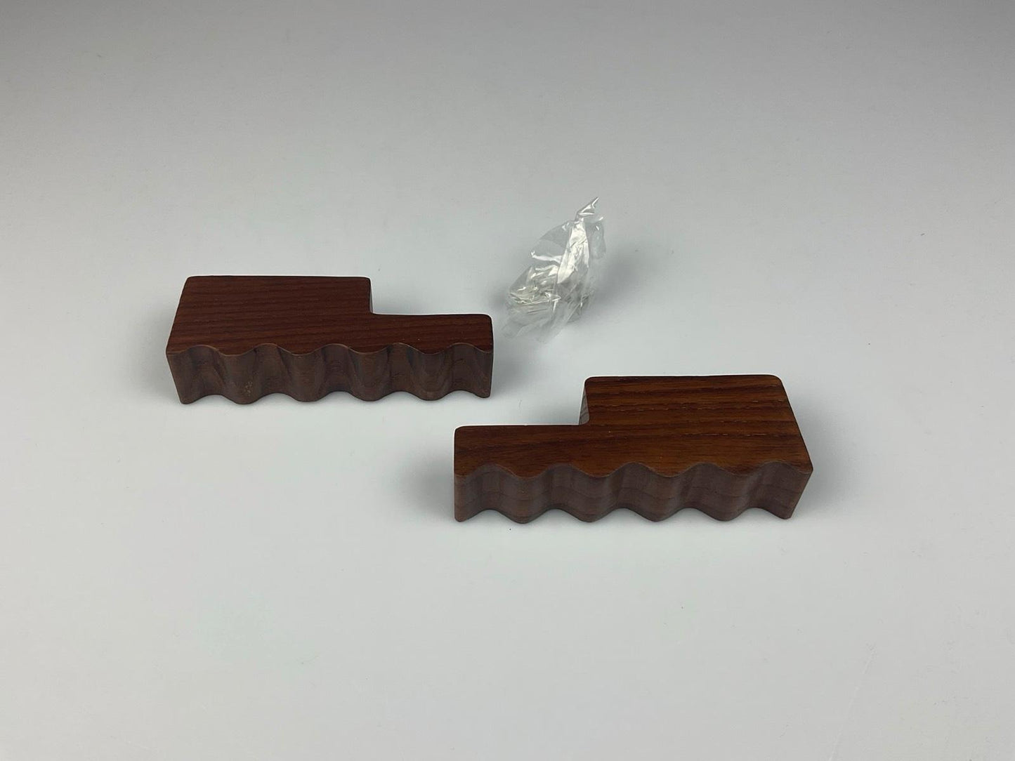 Ferm living Unda Hooks Set of 2 Dark brown