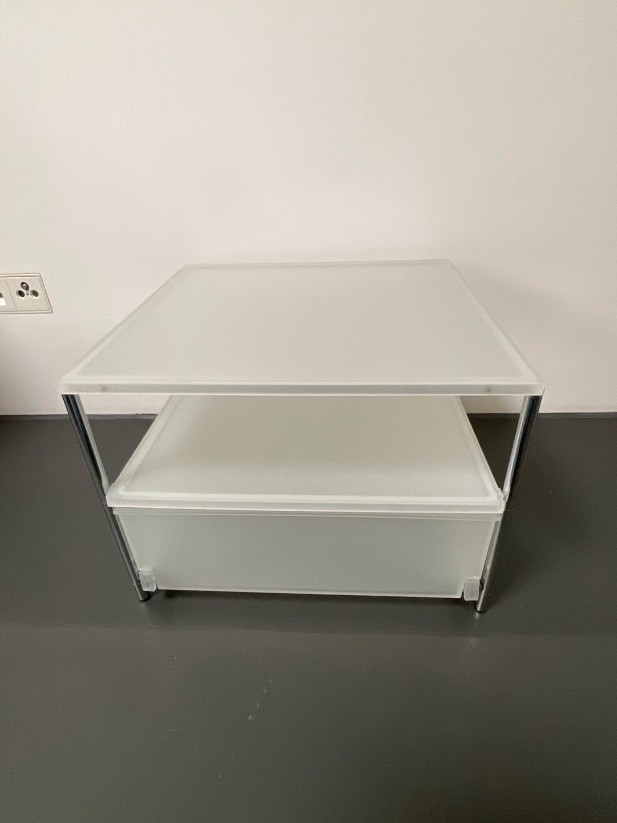 Kartell Mobil Rollcontainer