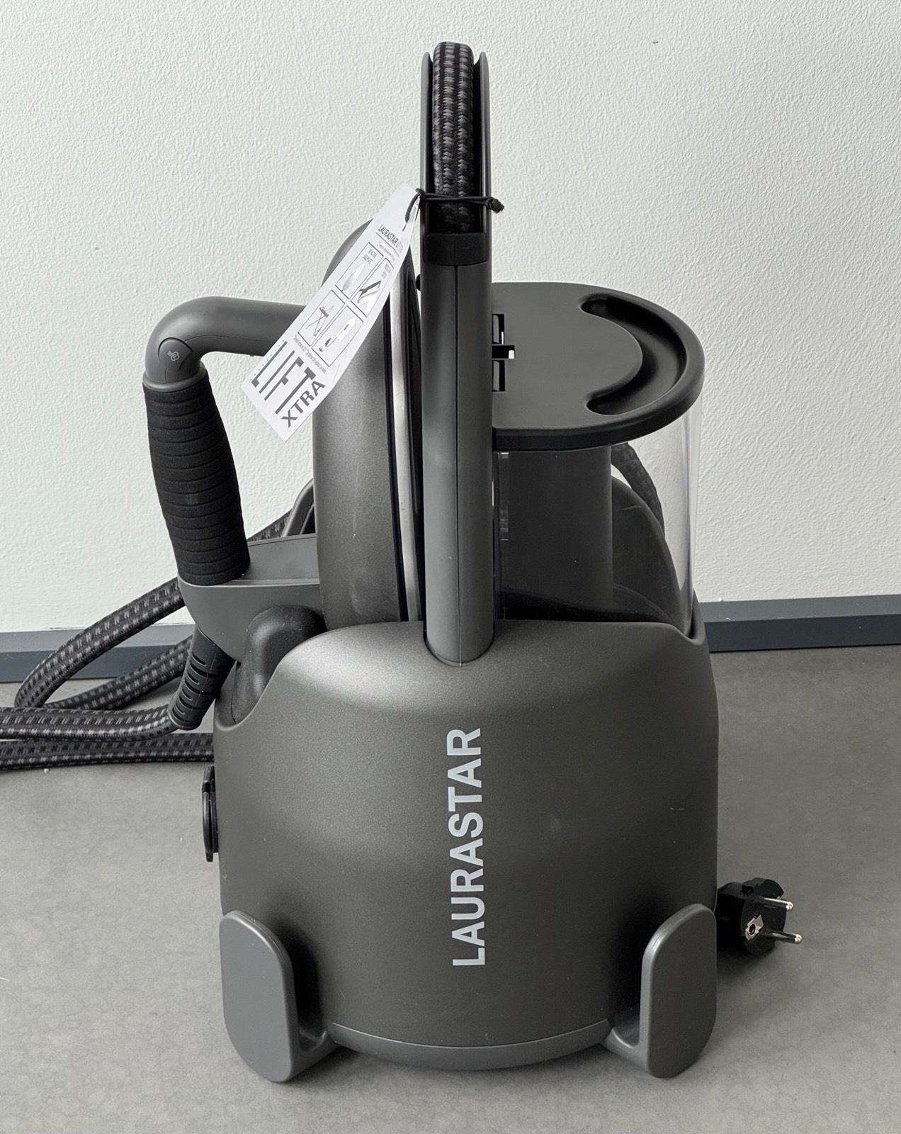 Laurastar - Dampfbügelstation Lift Plus ultimate black