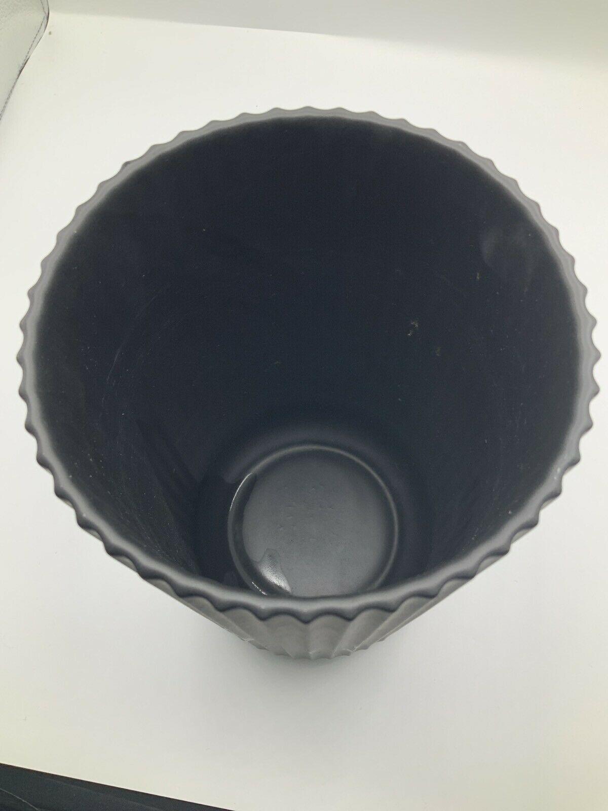 Lyngby Vase black 25 cm
