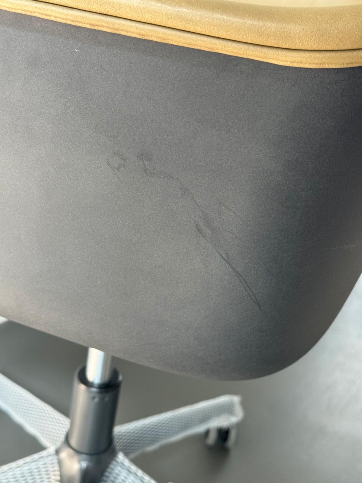 Muuto Fiber Armchair Leather Swivel, Castors, Gaslift Farbe Olive