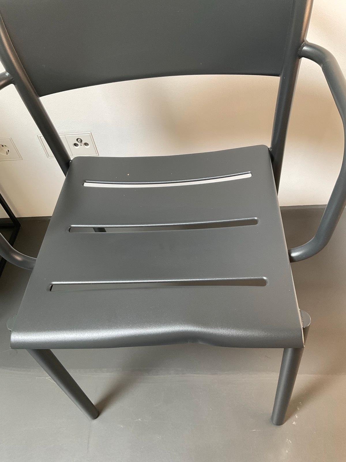 Muuto Linear Steel Armchair black