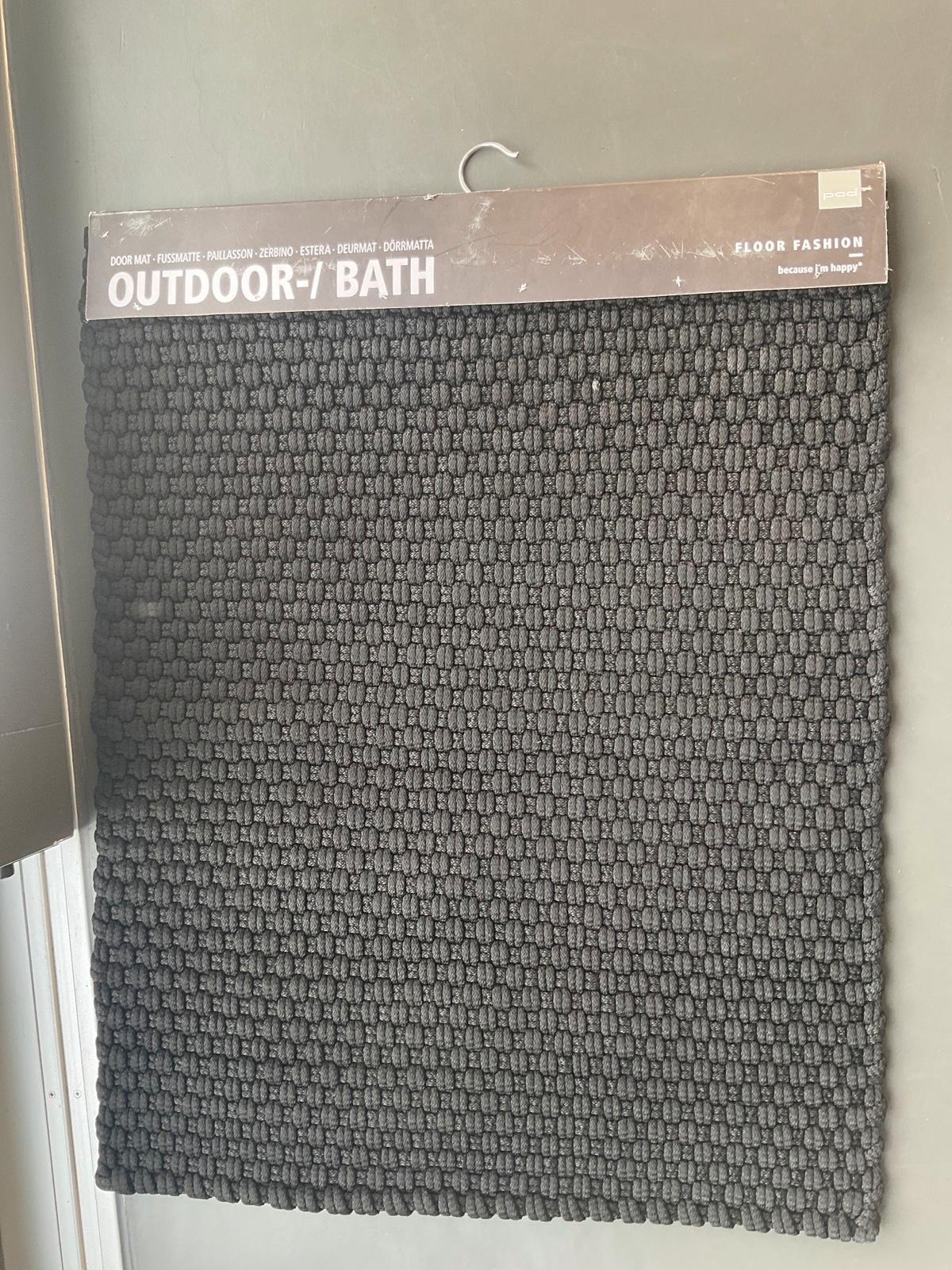 Pad - Uni Teppich Bath und outdoor schwarz