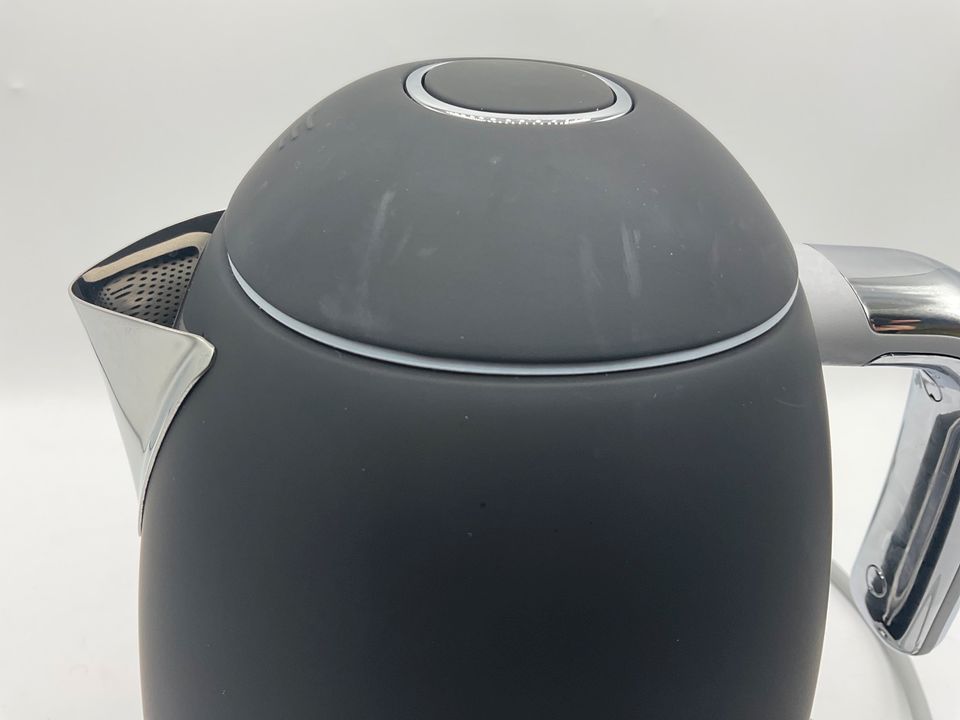 Smeg Wasserkocher schwarz matt