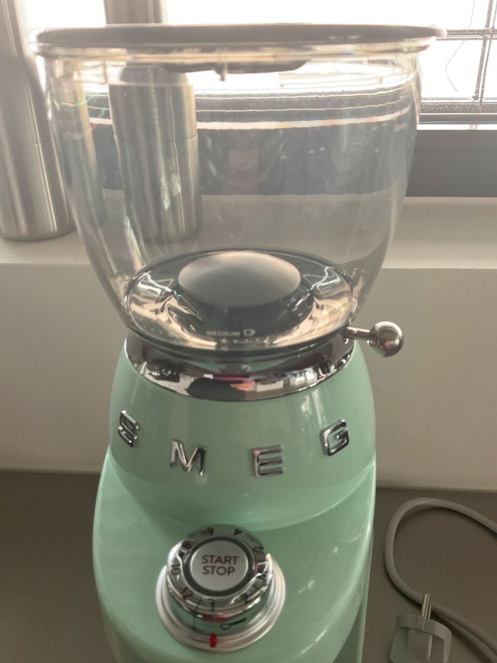 Smeg Kaffeemühle elektrisch pastellgrün